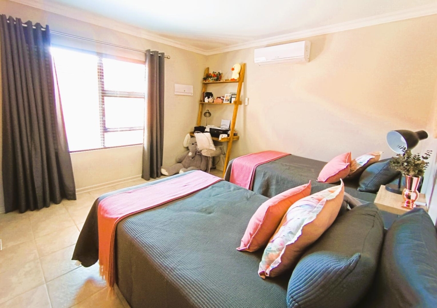 3 Bedroom Property for Sale in Langenhovenpark Free State